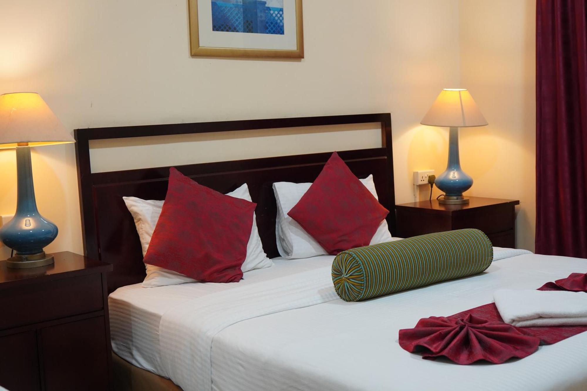 Onyx Hotel Apartments - Maha Hospitality Group Ajman Eksteriør billede